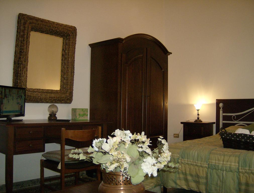 פאלמי B&B Centro Storico 900 מראה חיצוני תמונה