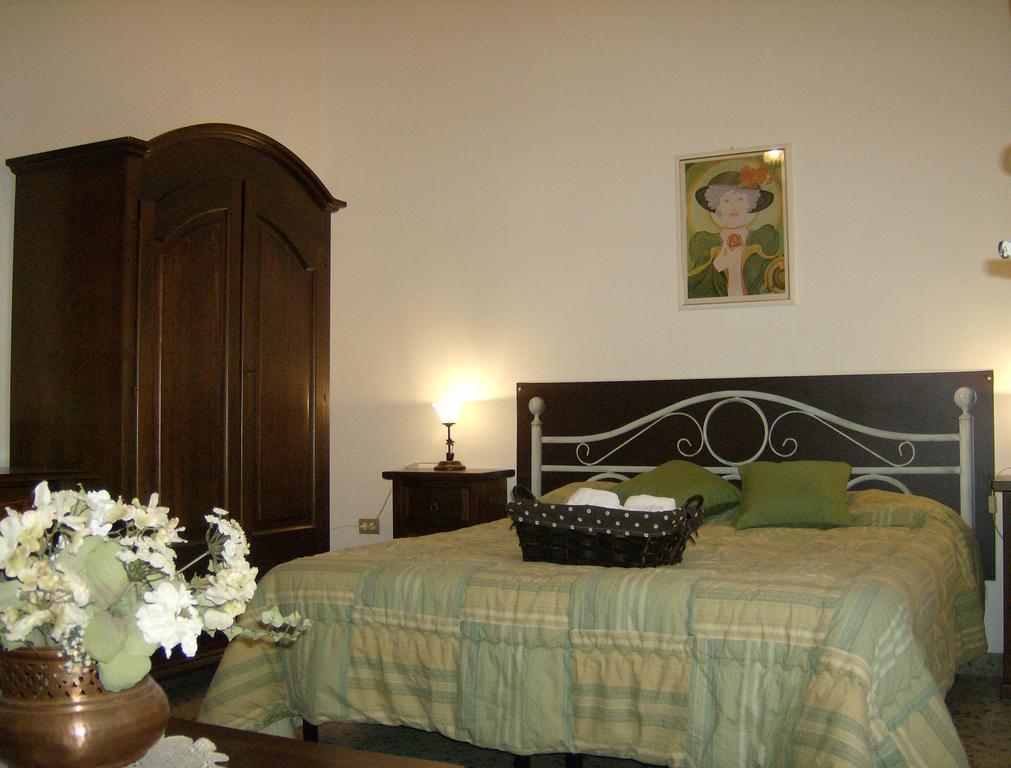פאלמי B&B Centro Storico 900 מראה חיצוני תמונה